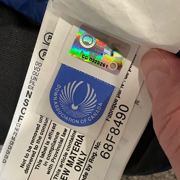 NWOT Canada Goose Toddler Kids Co-Pilot Shearling Hat Blue L/XL - Picture 3 of 5